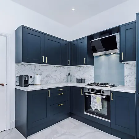 The Gatsby In 3 Bedrooms - Parking הרוגייט