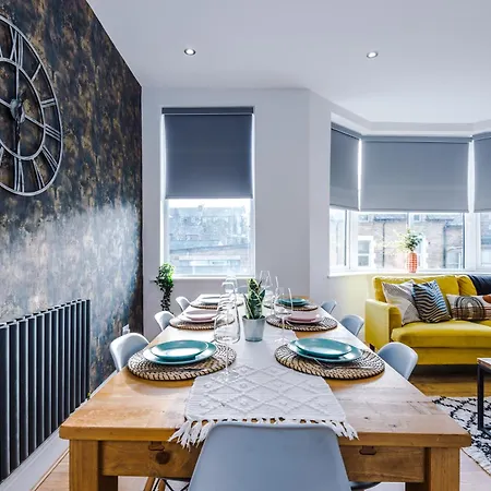 The Gatsby In Harrogate 3 Bedrooms - Parking *