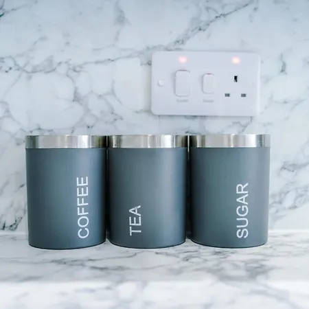 The Gatsby In 3 Bedrooms - Parking * Харрогейт