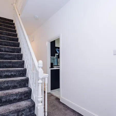 Lägenhet The Gatsby In Harrogate 3 Bedrooms - Parking