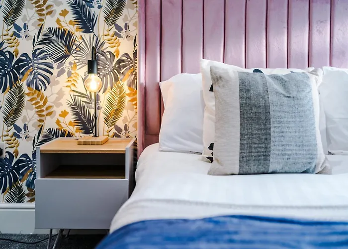 Gatsby House - Parking & Pool Table Apartman *