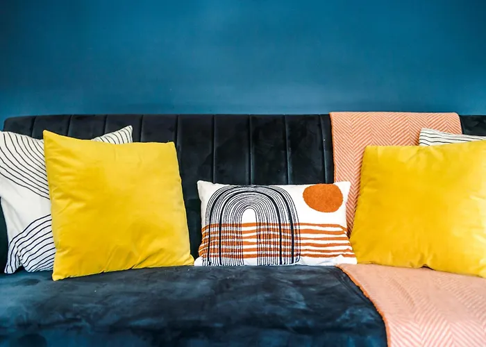 Gatsby House - Parking & Pool Table Apartman