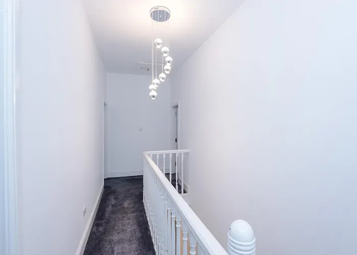 Apartman Gatsby House - Parking & Pool Table