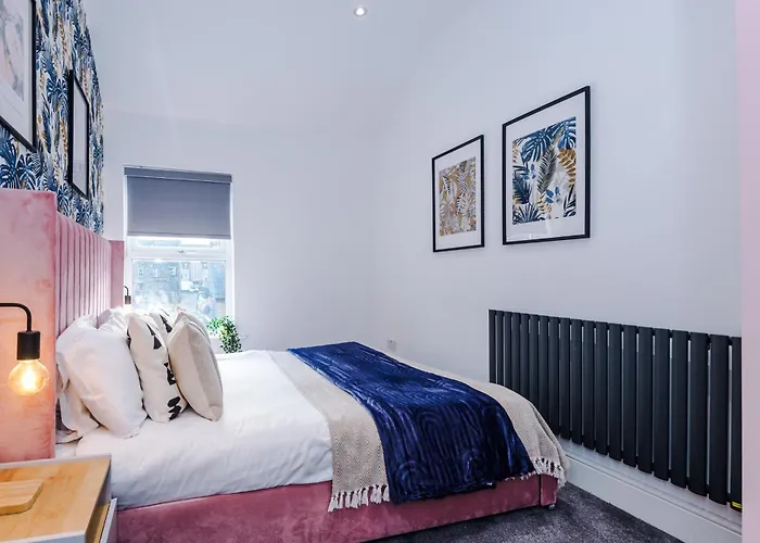 Gatsby House - Parking & Pool Table Apartman *