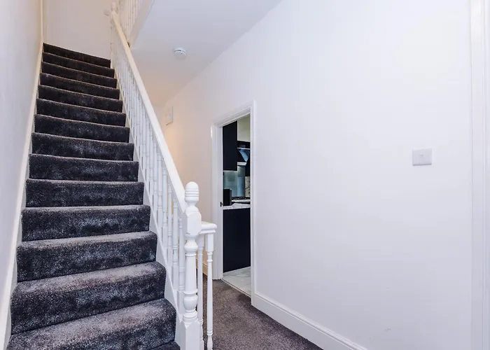 Apartman Gatsby House - Parking & Pool Table