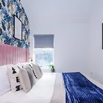 The Gatsby In 3 Bedrooms - Parking 公寓 *