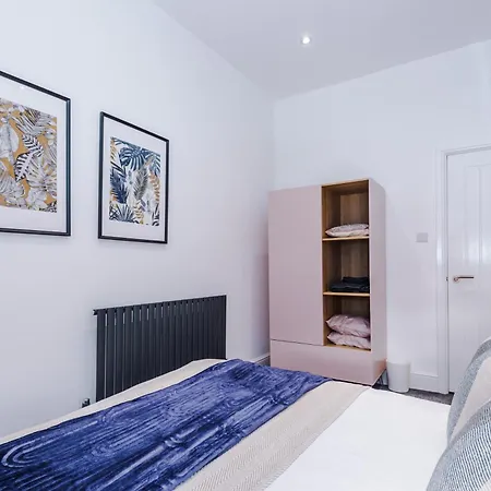 The Gatsby In 3 Bedrooms - Parking Apartamento Harrogate
